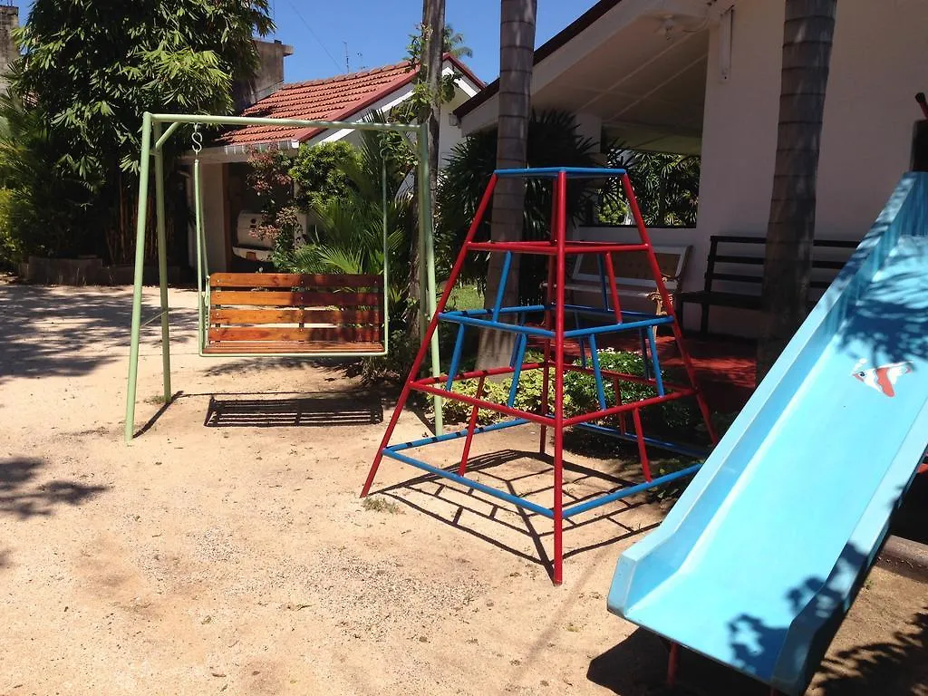 Hotel Hamilton House Negombo 2*,